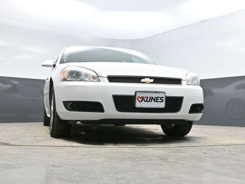 Used 2014 Chevrolet Impala LTZ image 37
