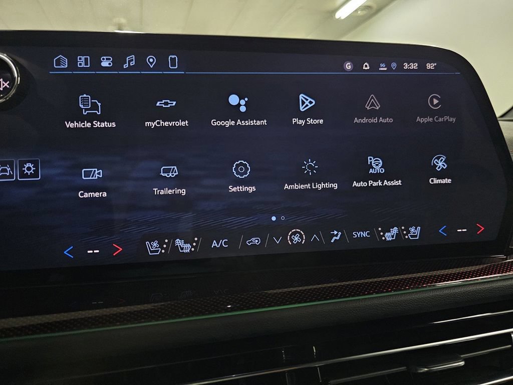 New 2026 Chevrolet Traverse RS FWD image 16