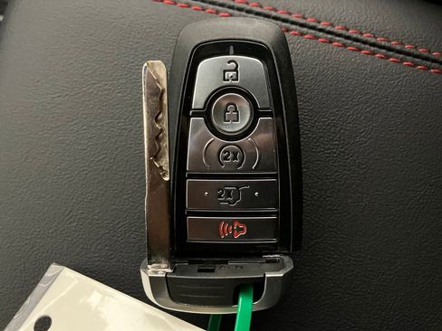 New 2026 Ford Explorer ST-Line image 34