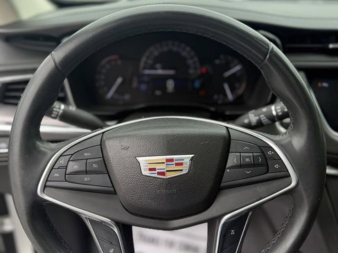 Used 2017 Cadillac XT5 Luxury FWD image 13