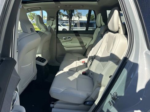 New 2026 Volvo XC90 T8 Ultra w/ Protection Package Premier image 17