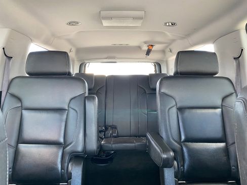 Used 2017 Chevrolet Suburban LT w/ LT Signature Package AWD/4WD image 19