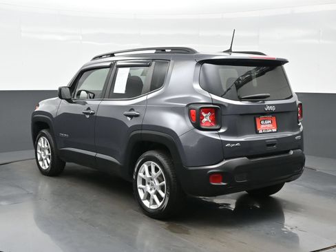 Used 2022 Jeep Renegade Latitude AWD/4WD image 4