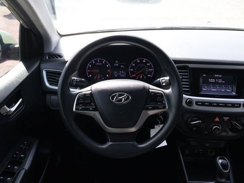 Used 2019 Hyundai Accent SE FWD image 13