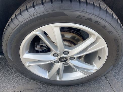 Used 2023 Audi Q3 2.0T Premium image 28