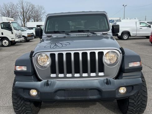Used 2019 Jeep Wrangler Unlimited Sport S image 8