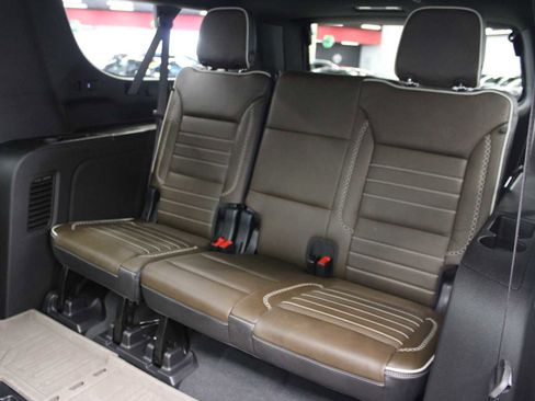 Used 2025 GMC Yukon XL Denali Ultimate w/ LPO, Floor Liner Package image 55