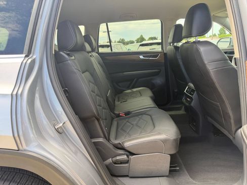 Used 2026 Volkswagen Atlas SE FWD image 23