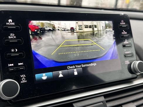 Used 2022 Honda Accord Sport image 19