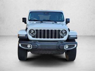 Used 2025 Jeep Wrangler Unlimited Sahara AWD/4WD video 2