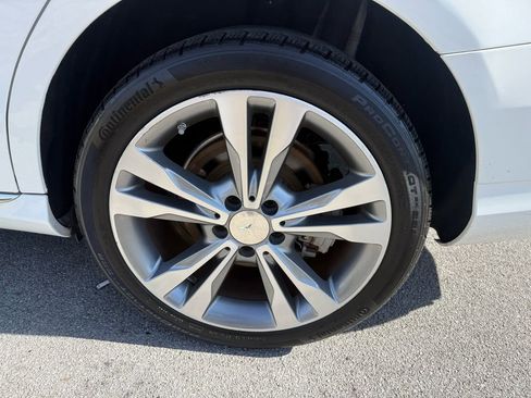 Used 2015 Mercedes-Benz C 300 4MATIC Sedan image 12