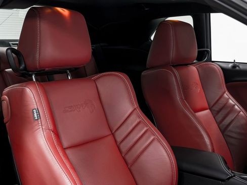 Used 2019 Dodge Challenger SRT Hellcat Redeye image 29