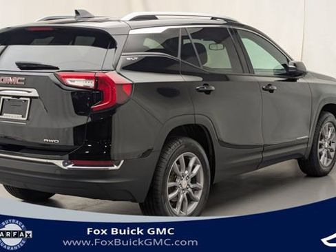 Certified 2023 GMC Terrain SLT w/ LPO, Floor Liner Package AWD/4WD image 5