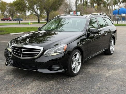 Used 2014 Mercedes-Benz E 350 4MATIC Wagon w/ Premium 1 Package image 3