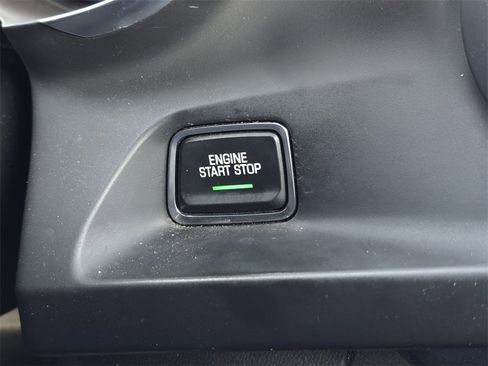 Used 2020 Chevrolet Camaro LT image 23