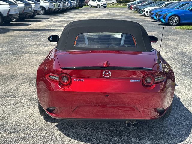 Used 2026 MAZDA MX-5 Miata Club w/ Interior Package RWD image 11