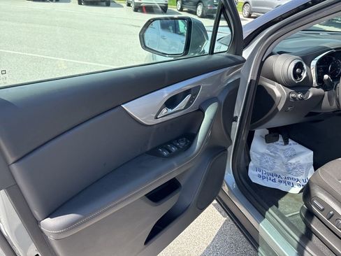 Used 2025 Chevrolet Blazer LT image 20