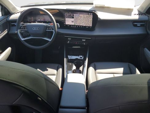 New 2026 Audi Q3 quattro 2.0T AWD/4WD image 11