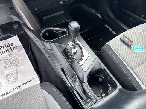 Used 2018 Toyota RAV4 XLE w/ Plus Extra Value Package image 24