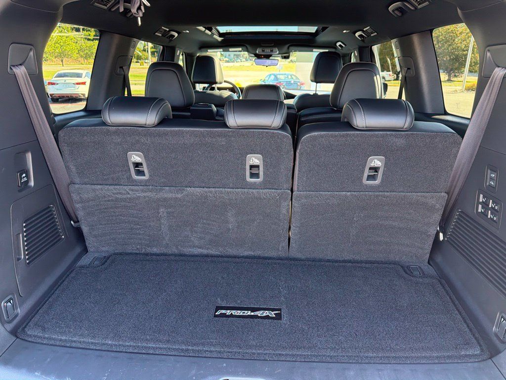 Certified 2026 Nissan Armada PRO-4X AWD/4WD image 8