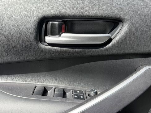 Certified 2024 Toyota Corolla SE image 23