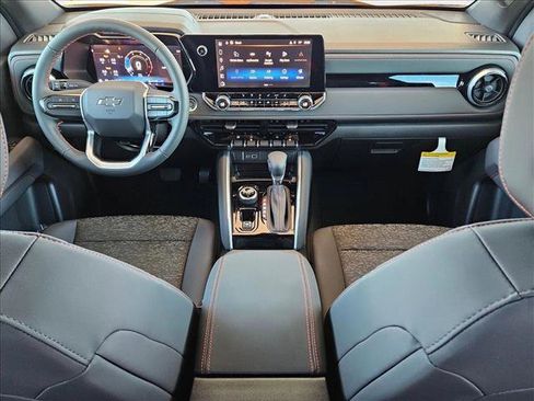 New 2026 Chevrolet Colorado Z71 AWD/4WD image 16