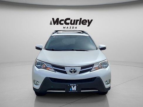 Used 2014 Toyota RAV4 Limited AWD/4WD image 2
