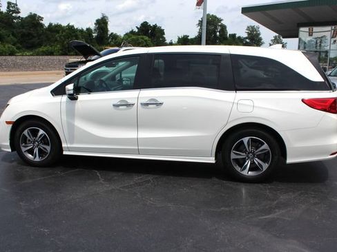 Used 2018 Honda Odyssey Touring image 4