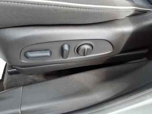 Used 2023 Chevrolet TrailBlazer LT image 14