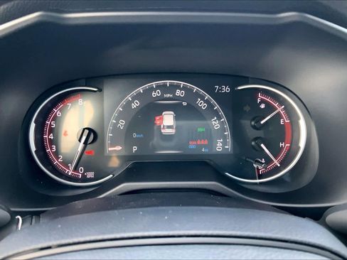 New 2025 Toyota RAV4 XLE image 19