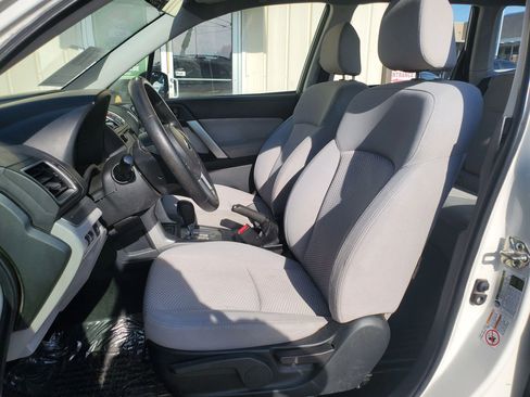 Used 2018 Subaru Forester 2.5i w/ Alloy Wheel Package AWD/4WD image 3
