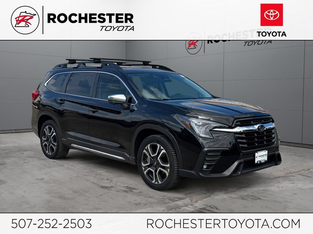 Used 2023 Subaru Ascent Limited w/ Technology Package AWD/4WD image 1