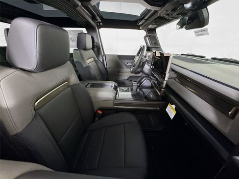 New 2025 GMC Hummer EV 2X image 22