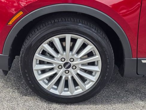 Used 2019 Lincoln MKC Premiere FWD image 10