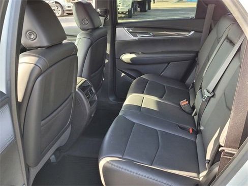 Used 2020 Cadillac XT5 Sportv w/ LPO, Illumination Package AWD/4WD image 4