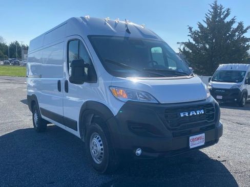 New 2026 RAM ProMaster 2500 w/ Convenience Group image 2