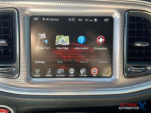 Used 2016 Dodge Challenger SRT Hellcat RWD image 13