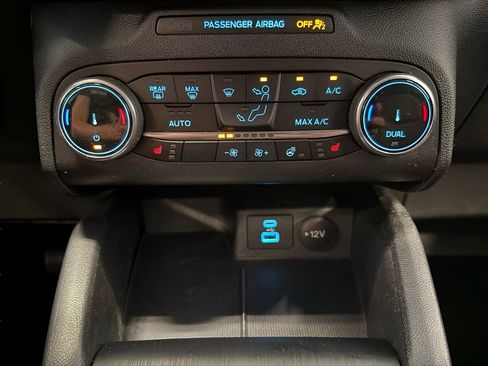 Used 2023 Ford Escape Active AWD/4WD image 23