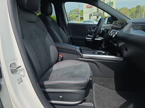 Certified 2025 Mercedes-Benz GLA 250 image 15