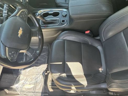 Used 2019 Chevrolet Traverse LT w/ LPO, Floor Liner Package AWD/4WD image 20