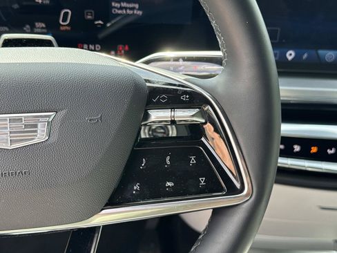 Certified 2024 Cadillac Lyriq Luxury RWD image 18