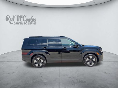 Used 2025 Hyundai Santa Fe SEL FWD image 17