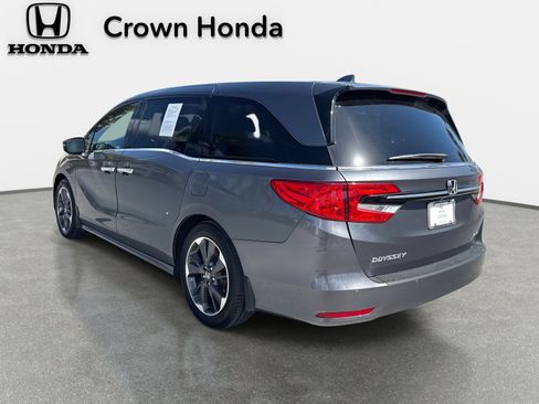 Used 2023 Honda Odyssey Elite image 5