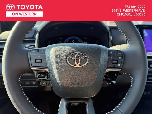 New 2026 Toyota Camry SE image 31