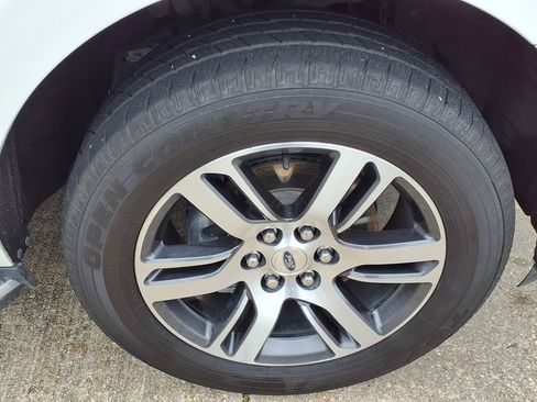 Used 2022 Ford Expedition Max XLT RWD image 10