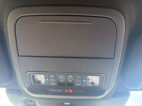 Used 2025 Ford Explorer ST AWD/4WD image 45