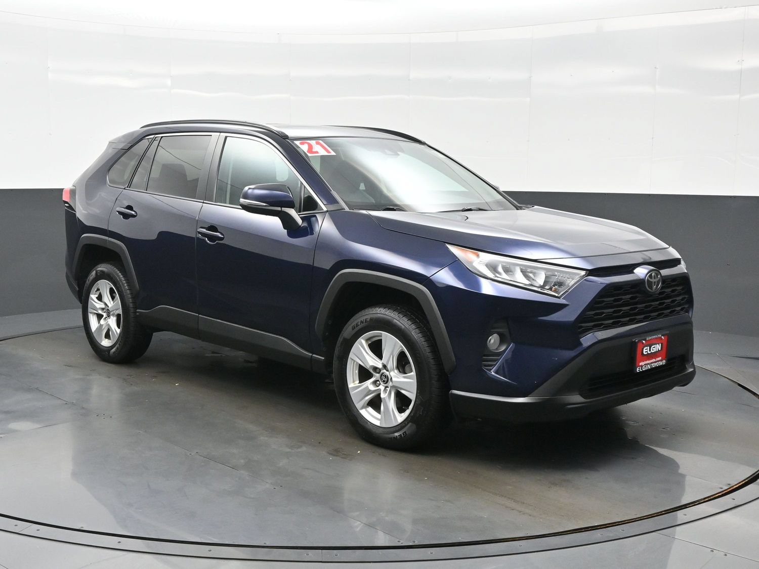Used 2021 Toyota RAV4 XLE w/ Convenience Package AWD/4WD image 8