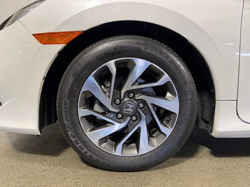 Used 2019 Honda Civic LX image 11