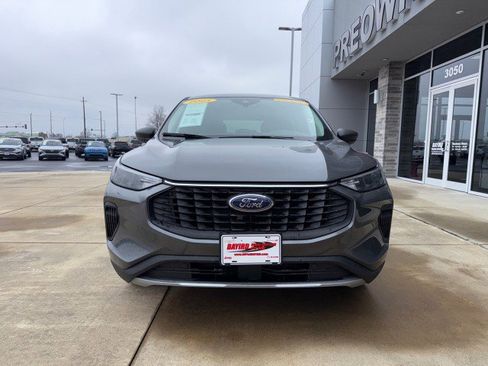 Used 2025 Ford Escape Active image 3