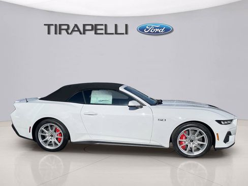 Used 2024 Ford Mustang GT Premium image 3